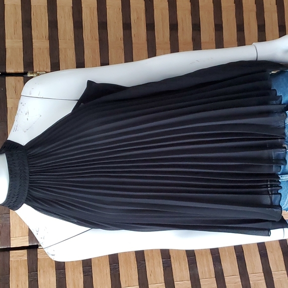 Venus Chiffon drape top - Picture 1 of 7